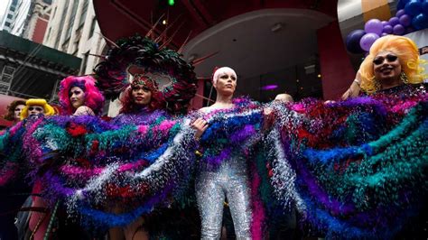 Celebrating drag performance culture in Oakland